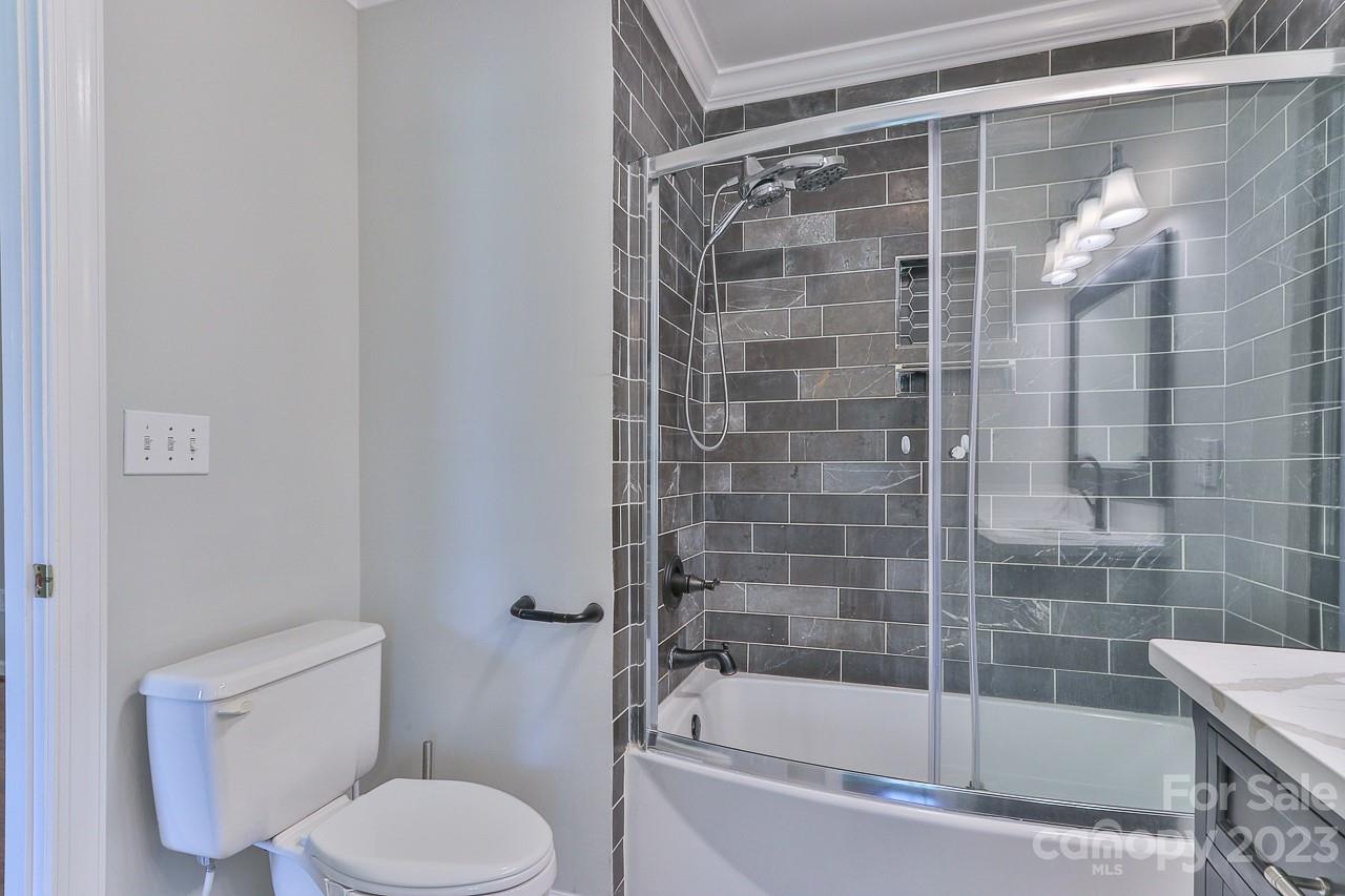 Moores Ferry - Residential