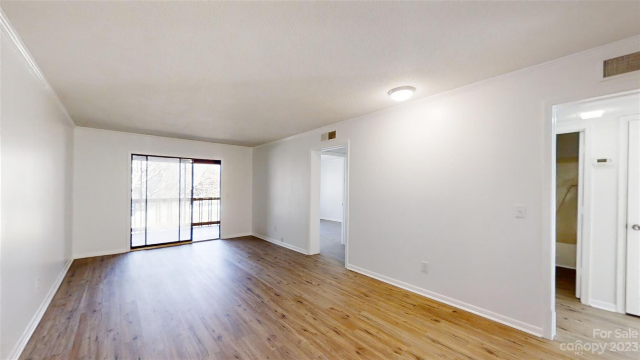 Laurel Park Villas - Residential