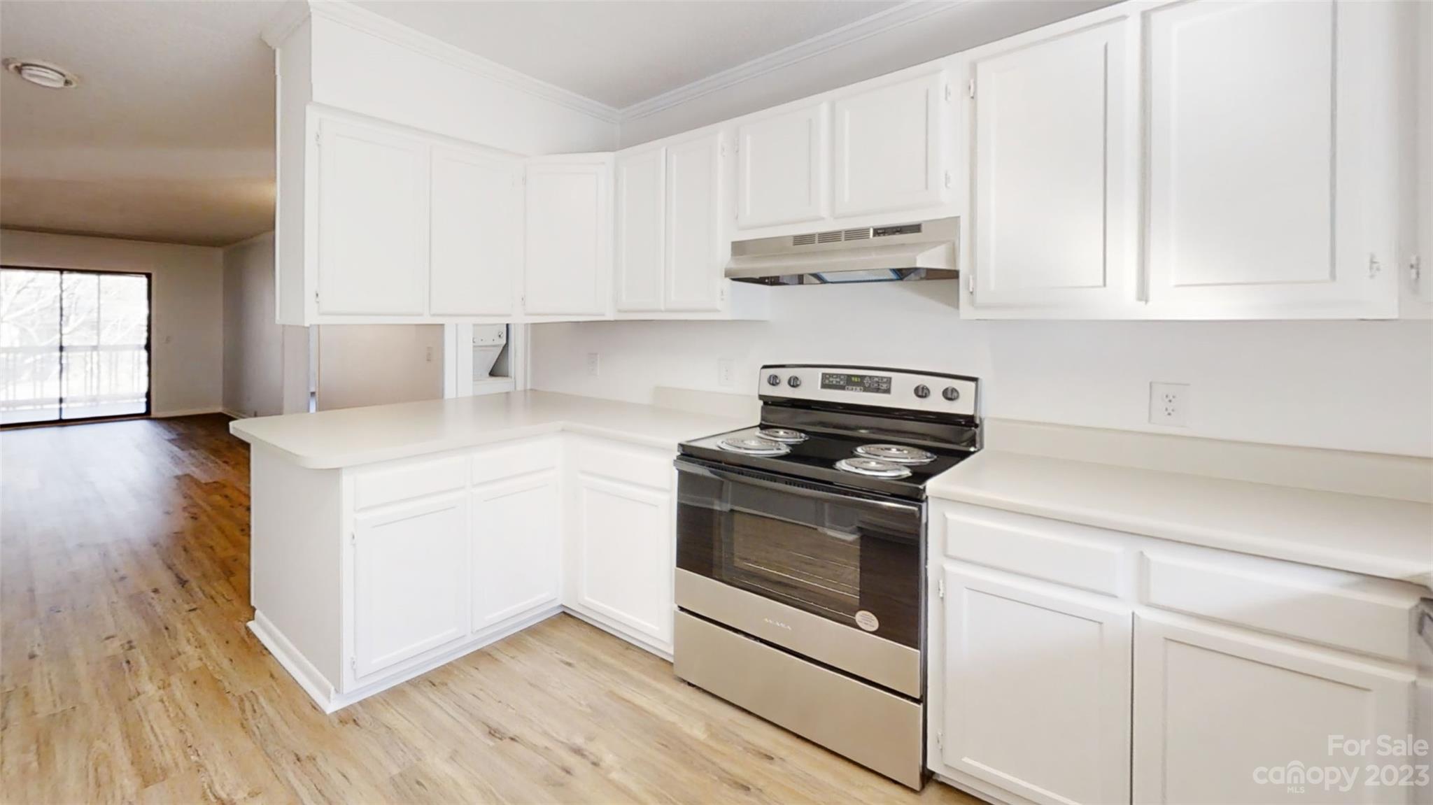 Laurel Park Villas - Residential