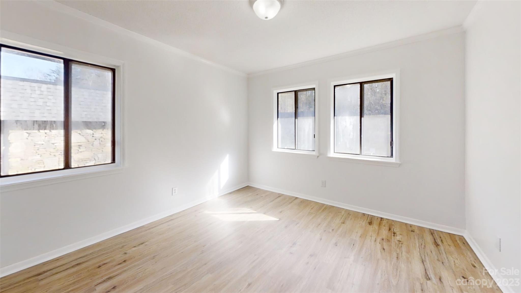 Laurel Park Villas - Residential