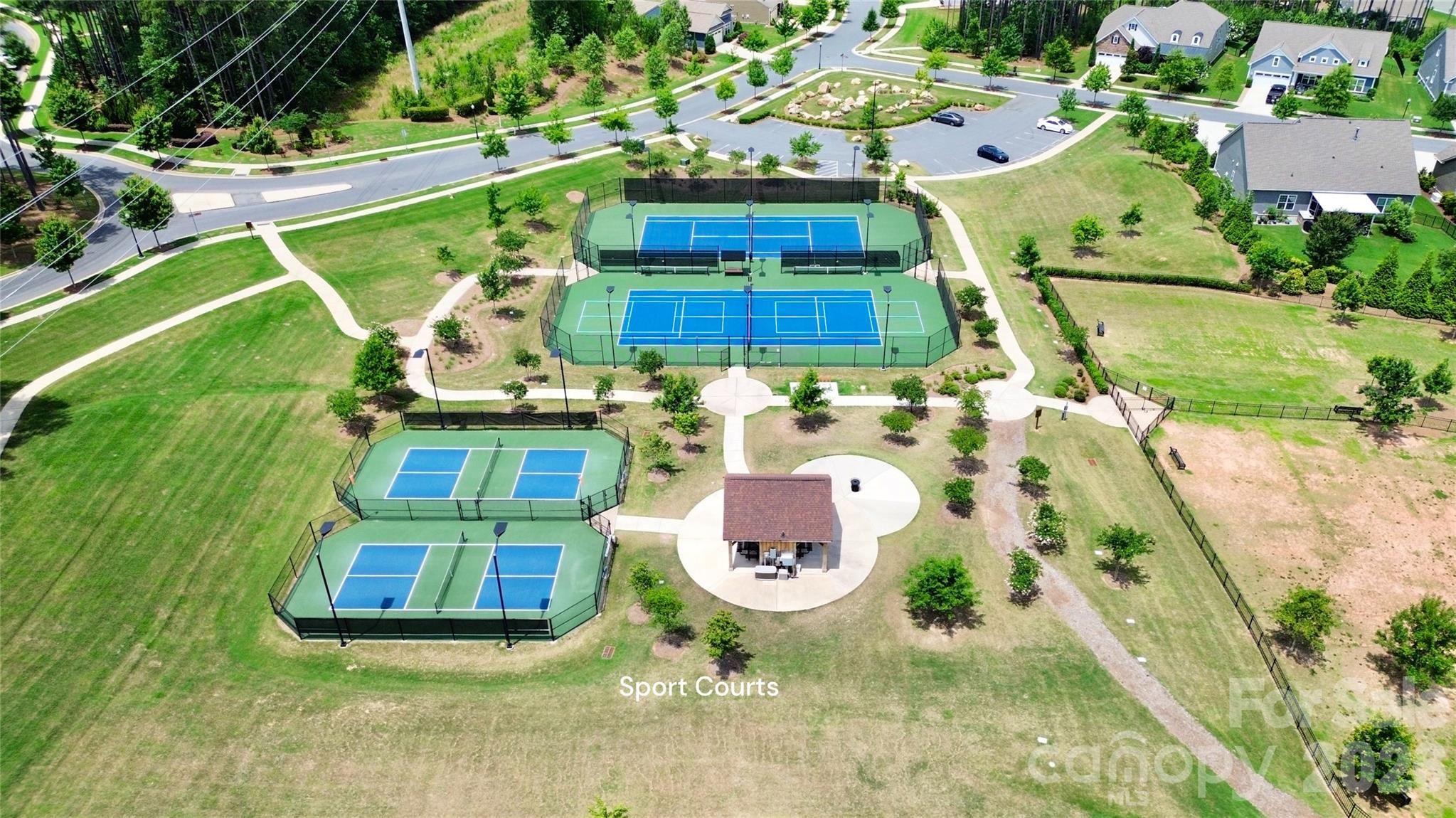 Imagery On Mtn Island - Residential