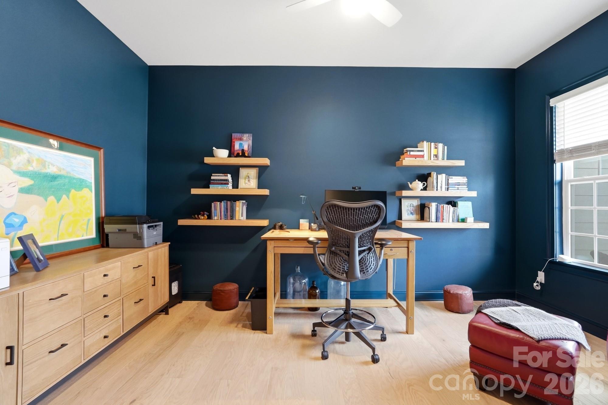 Imagery On Mtn Island - Residential