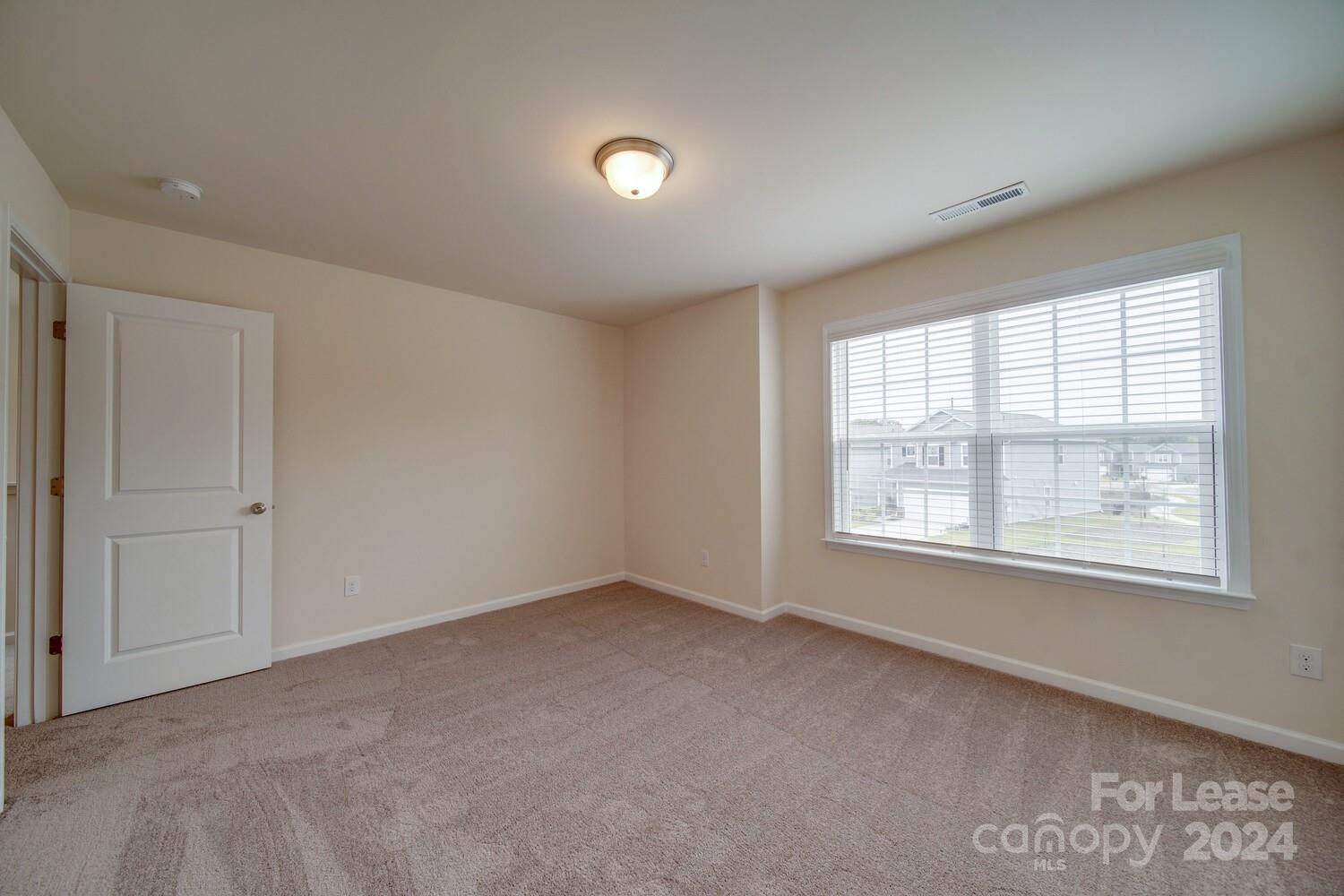 Starmount Cove - Residential Lease