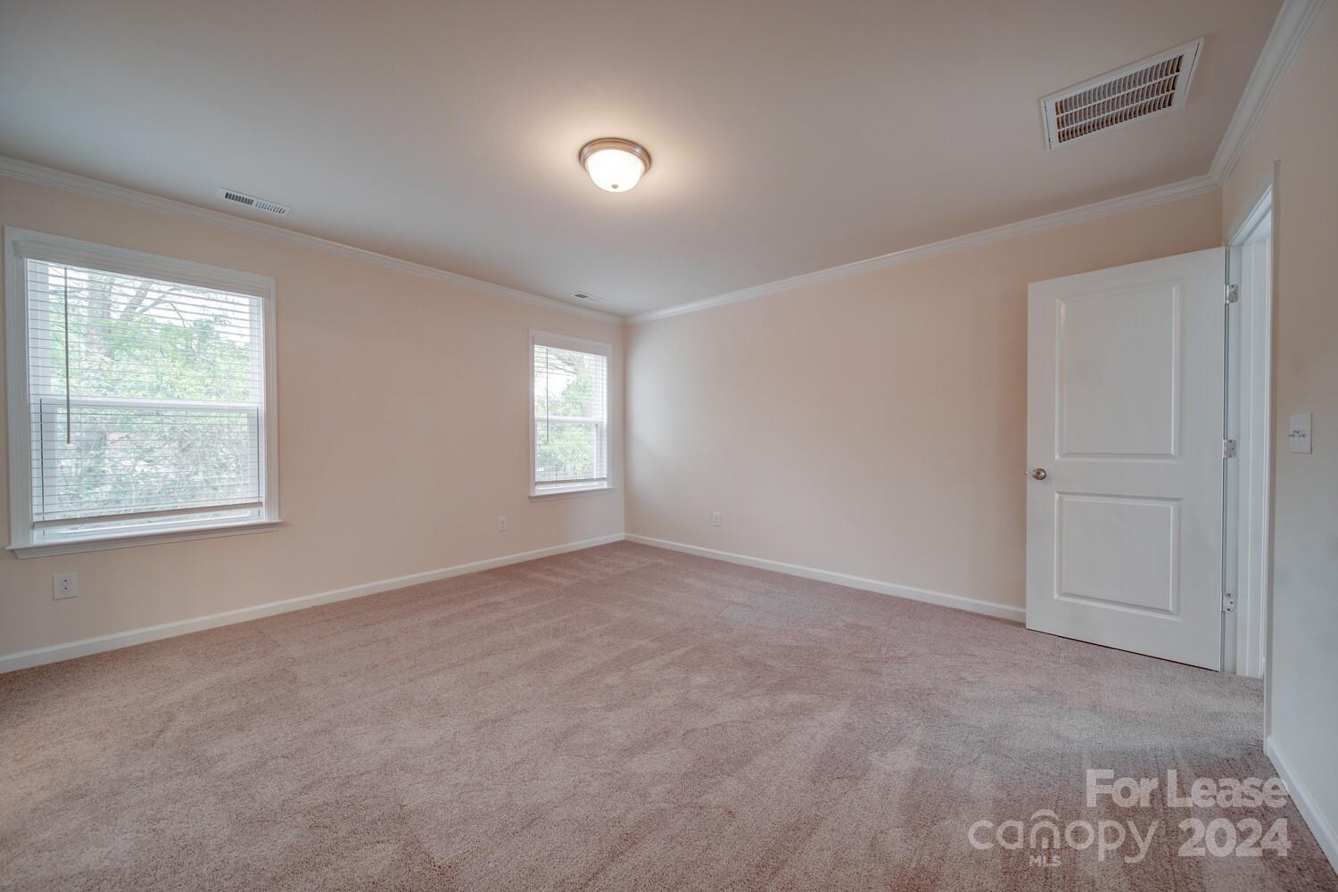 Starmount Cove - Residential Lease