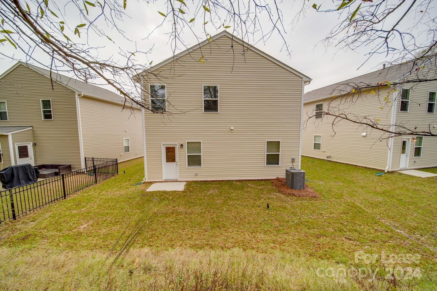 Starmount Cove - Residential Lease