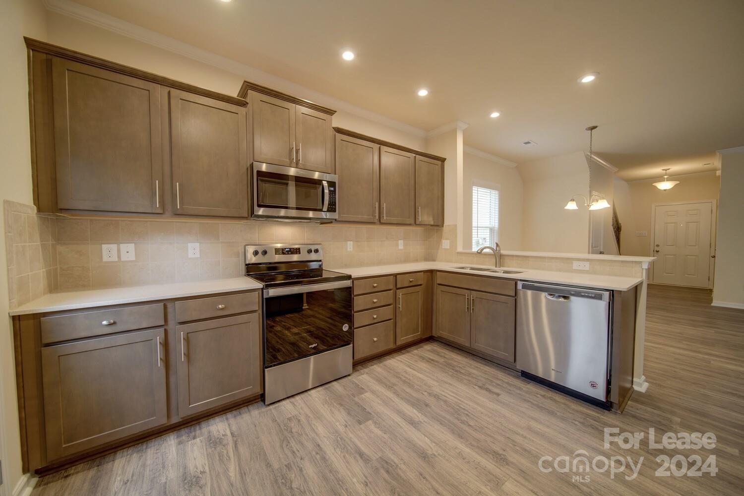 Starmount Cove - Residential Lease