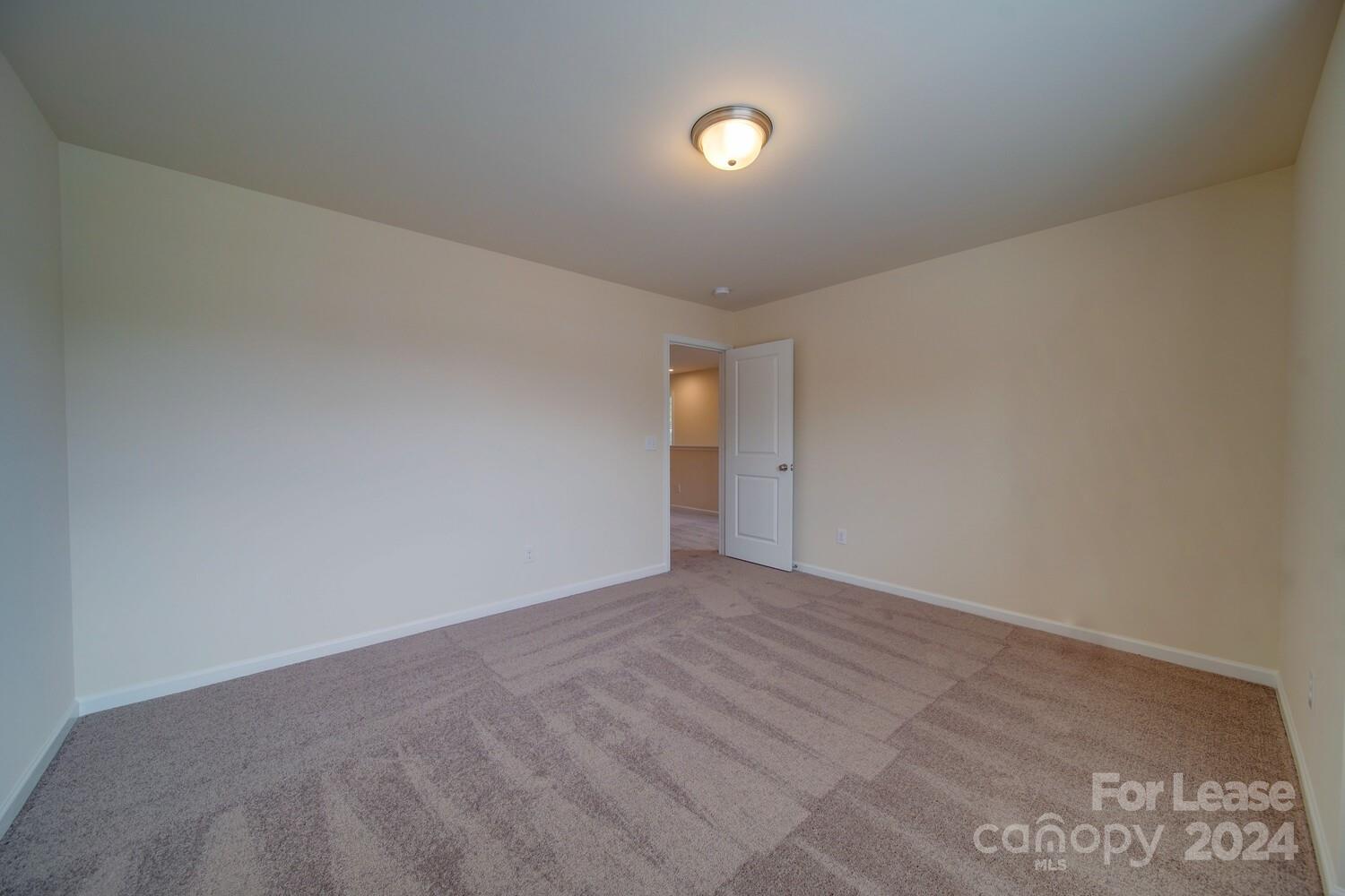 Starmount Cove - Residential Lease