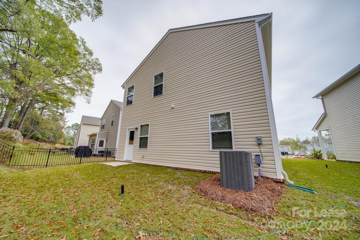 Starmount Cove - Residential Lease