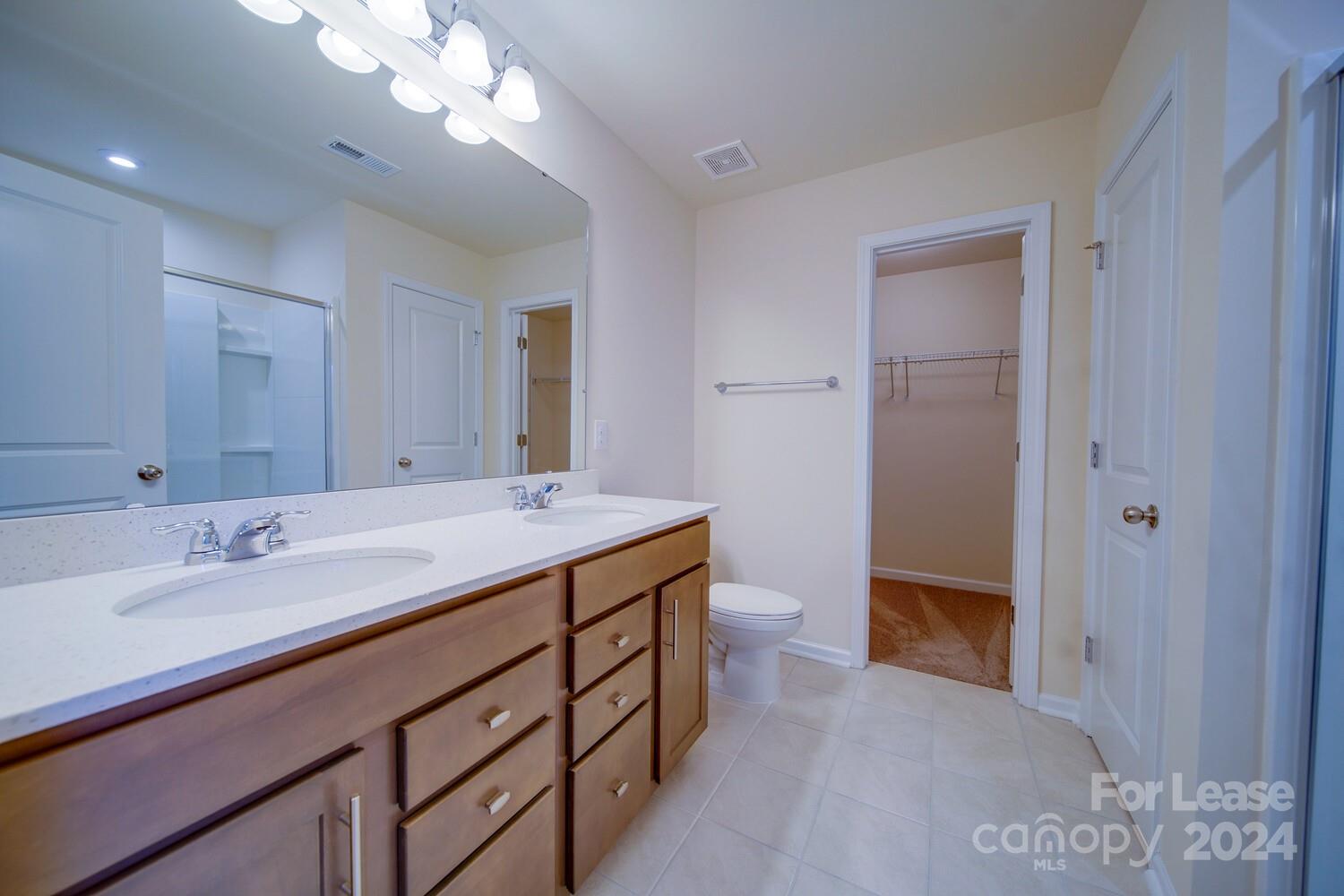 Starmount Cove - Residential Lease