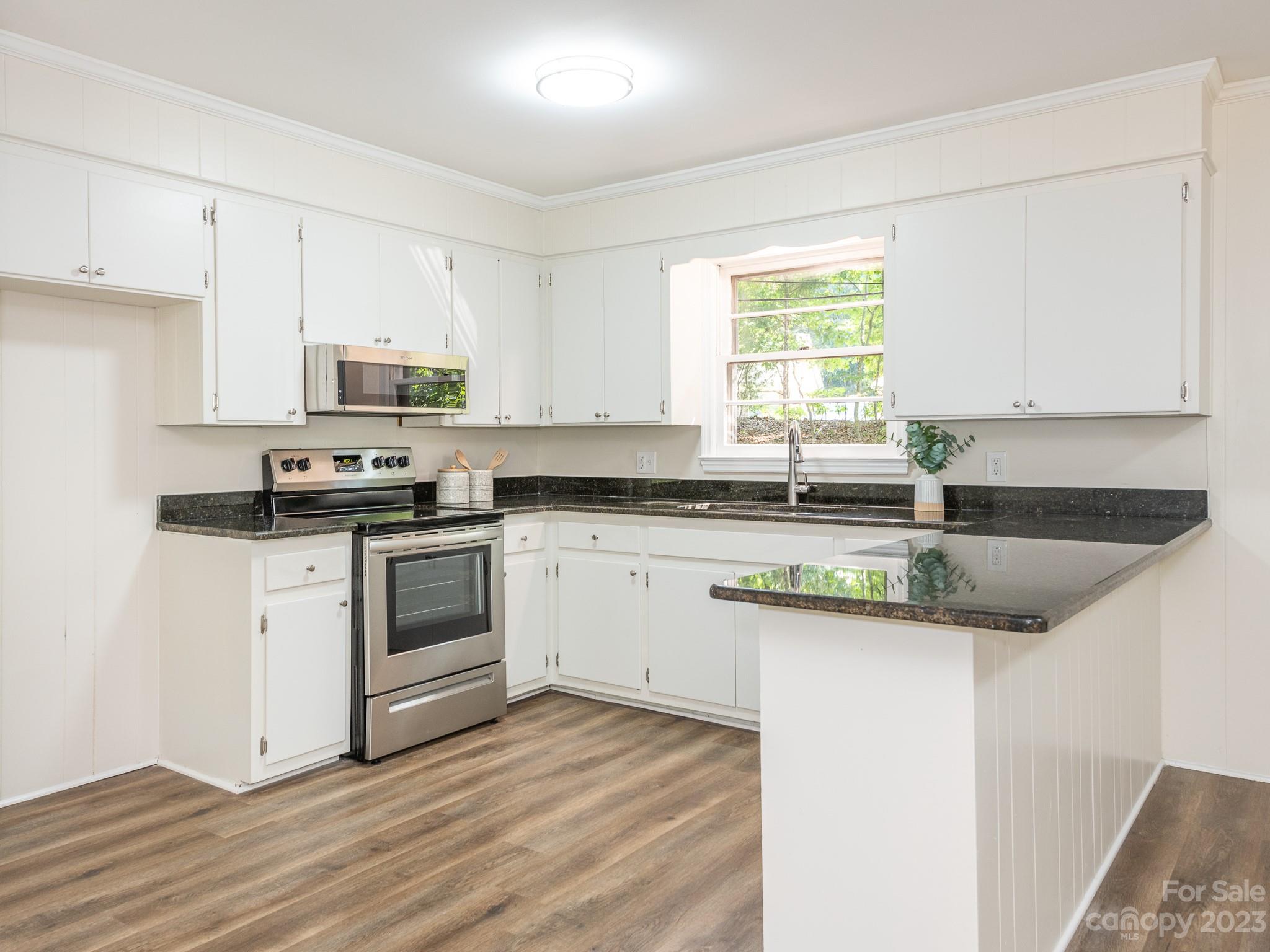 Colonial Heights - Residential