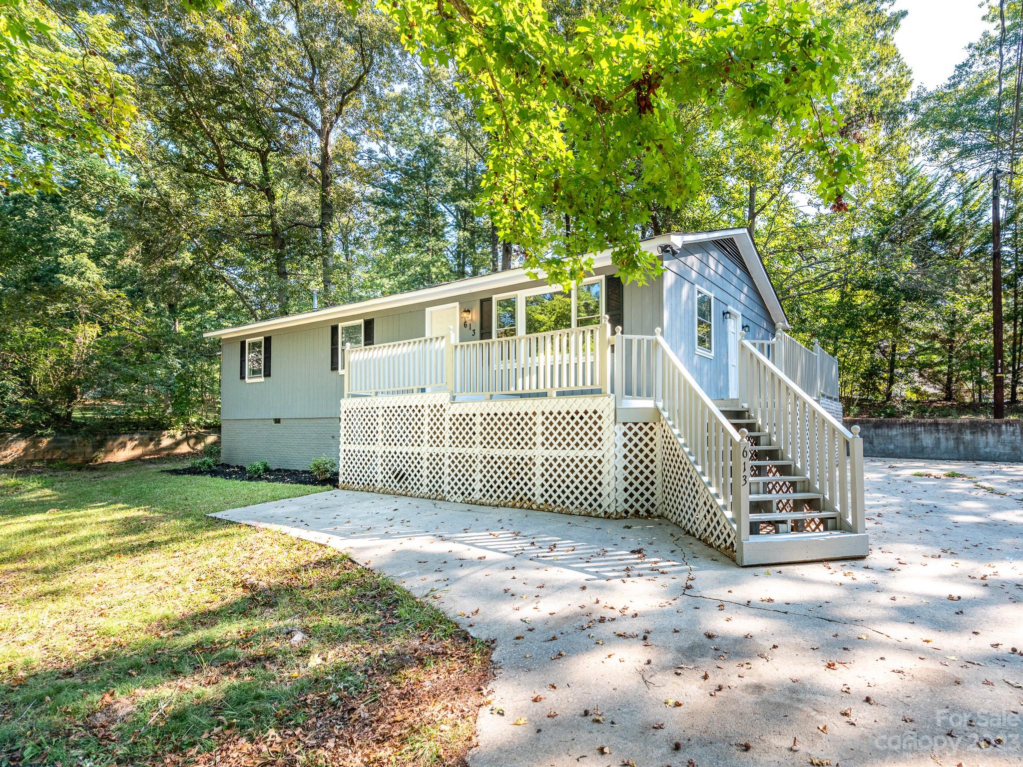 Colonial Heights - Residential