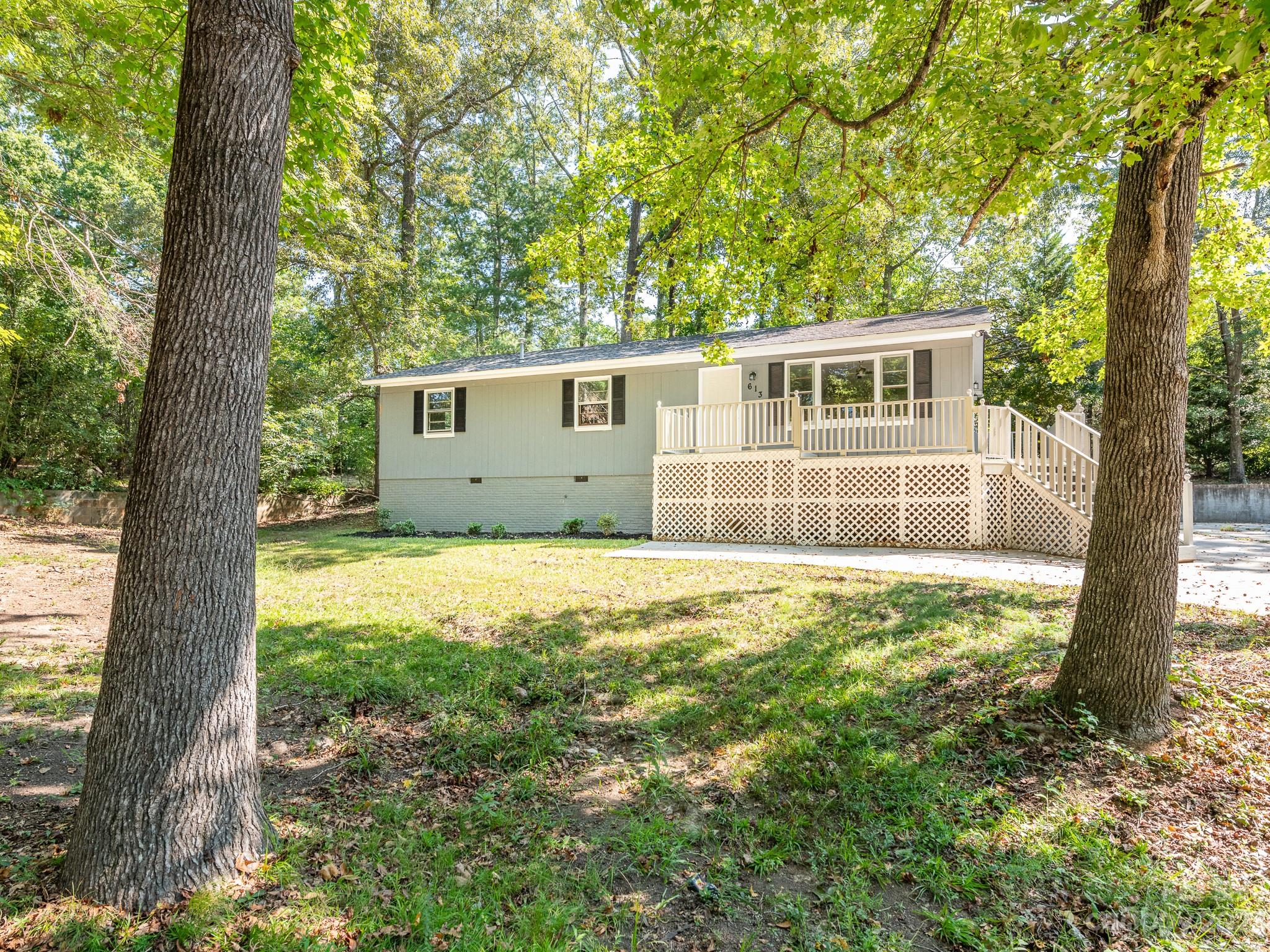 Colonial Heights - Residential