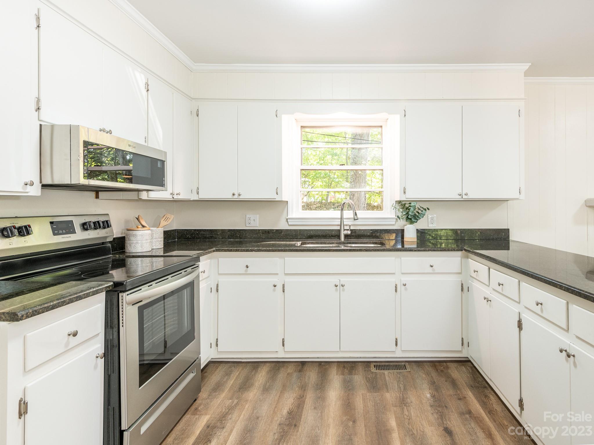 Colonial Heights - Residential