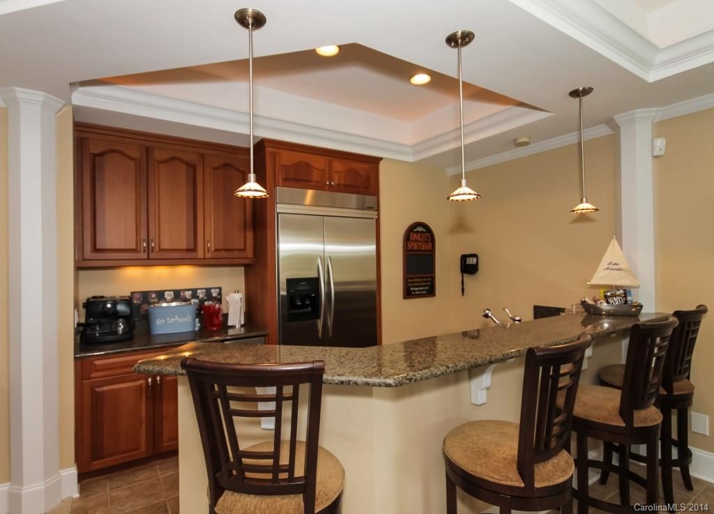 The Peninsula - Residential