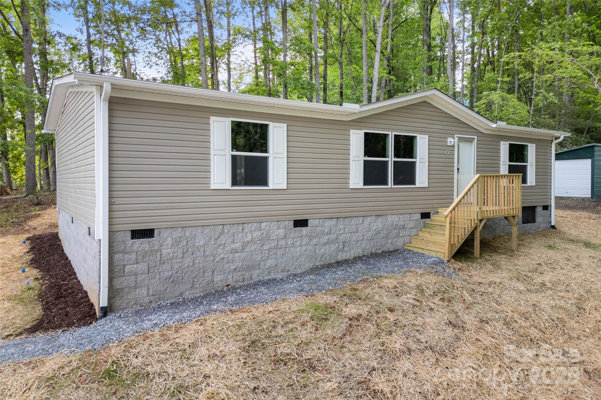 99 Sandy Hill Lane