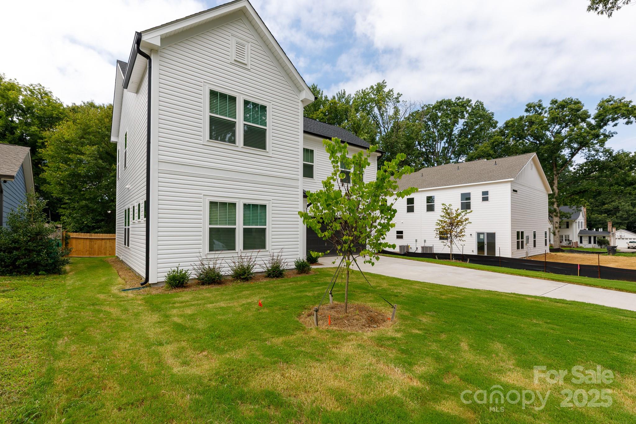 Oakhurst - Residential