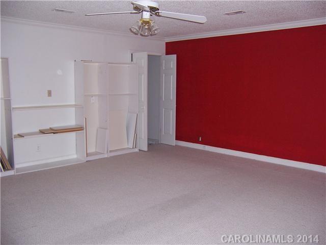 Country Club Estates - Residential