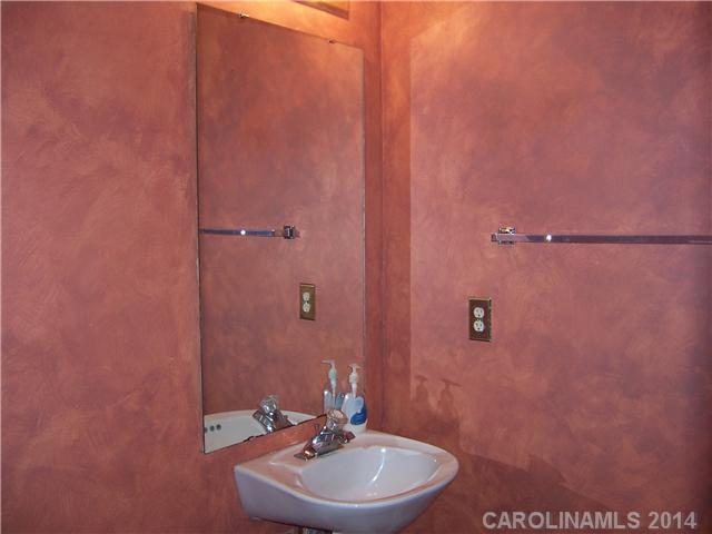 Country Club Estates - Residential