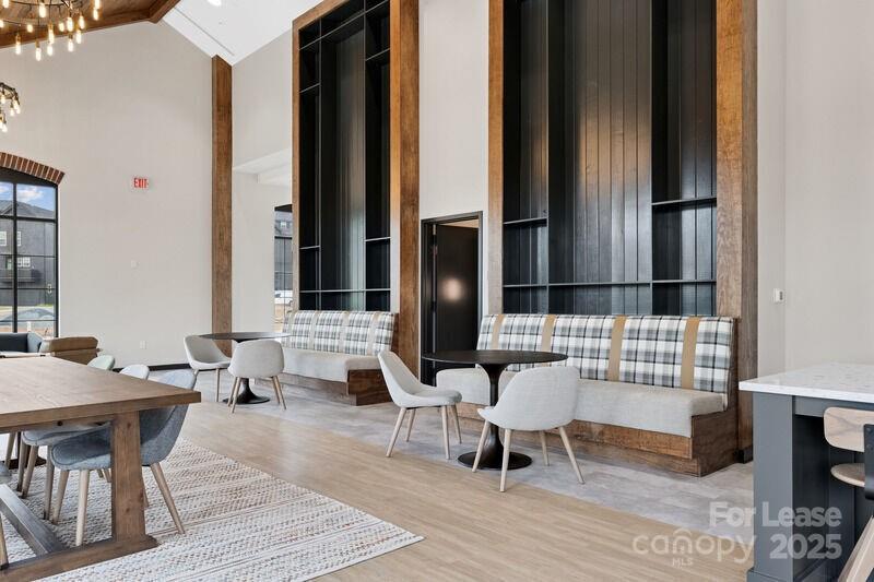 Charlotte, North Carolina 28213, United States, 3 Bedrooms Bedrooms, ,4 BathroomsBathrooms,Residential,Active,229726