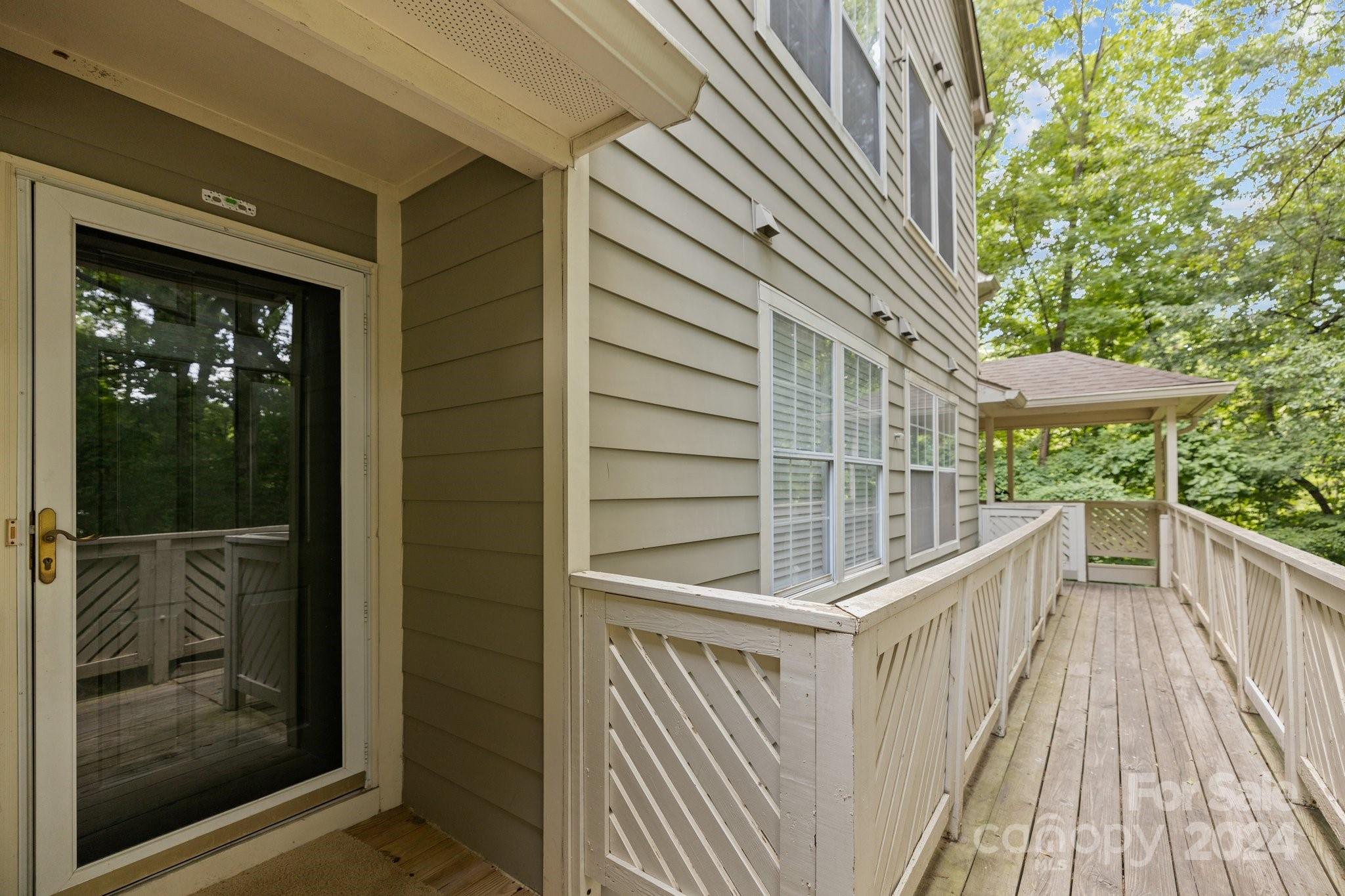 Bennington Woods - Residential