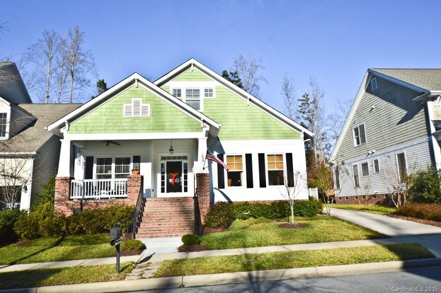 3BR/2.5BA Baxter Nantucket on cul-de-sac street!  This all hardwood home boasts great detail.  Front foyer leads into spacious great room w/ Gas FP, Gourmet Kitchen w/ SS Appliances, Caesar stone countertops & tile bcksplsh.  Expansive master Master Suite w/ tray ceiling & large Master Bath w/ dual vanities & custom tile walk-in shower.  The 384 sq. ft. finished second floor bonus would make a great playroom or theater.  This home is pristine and will not disappoint!