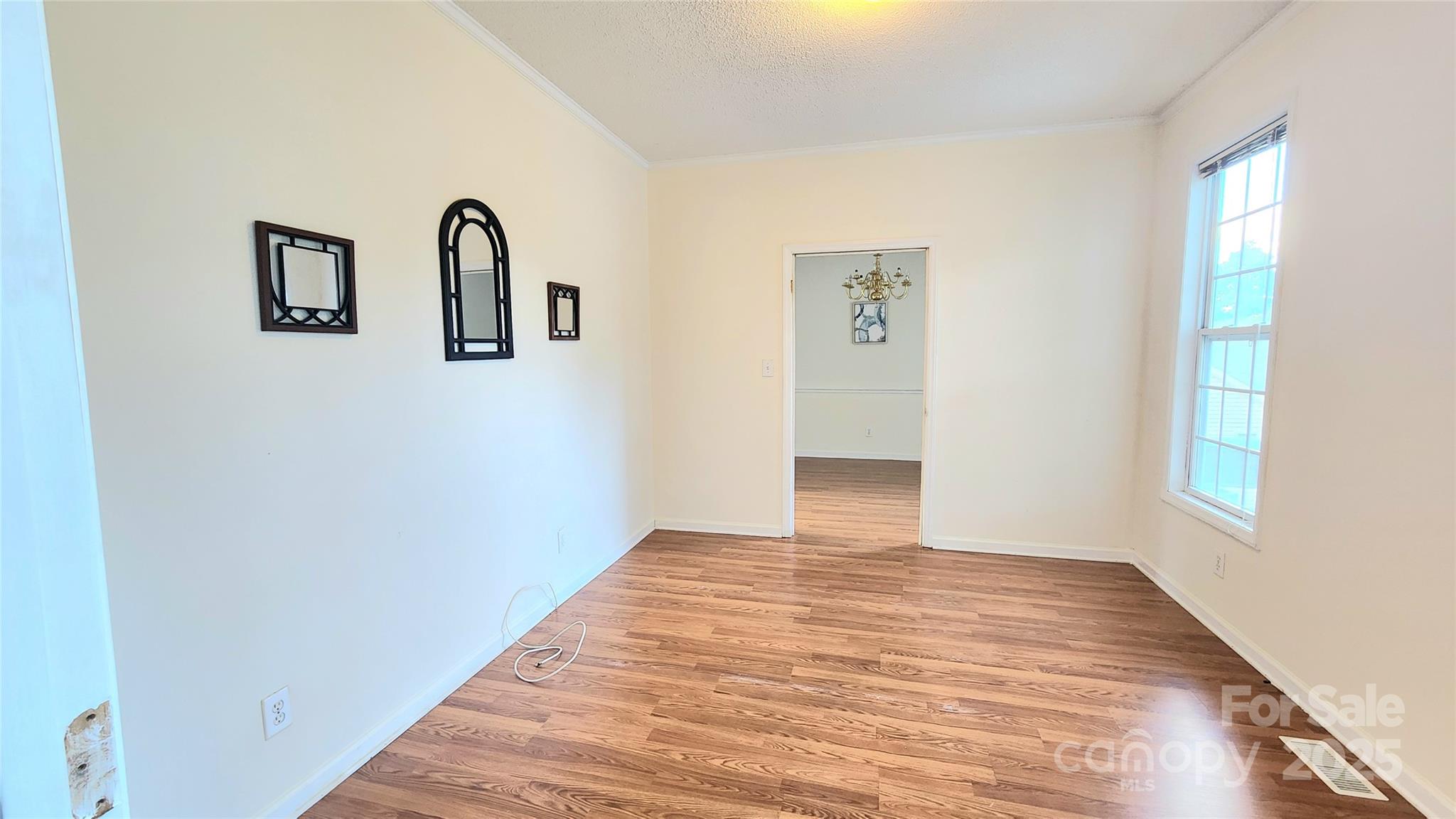 1066 Tremont Avenue
