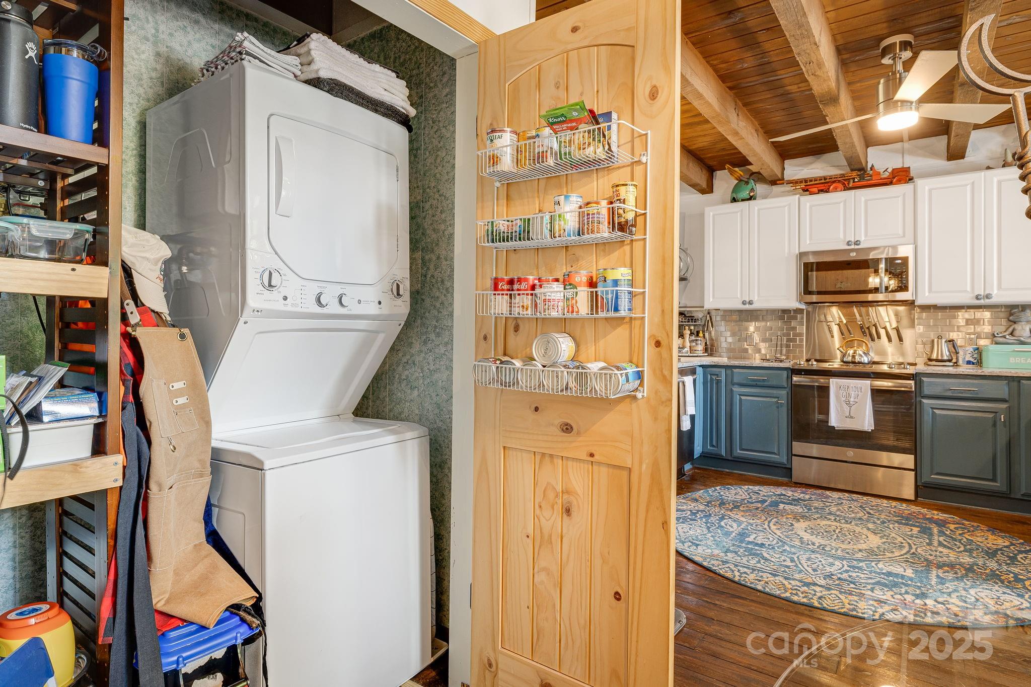 Wolf Laurel - Residential