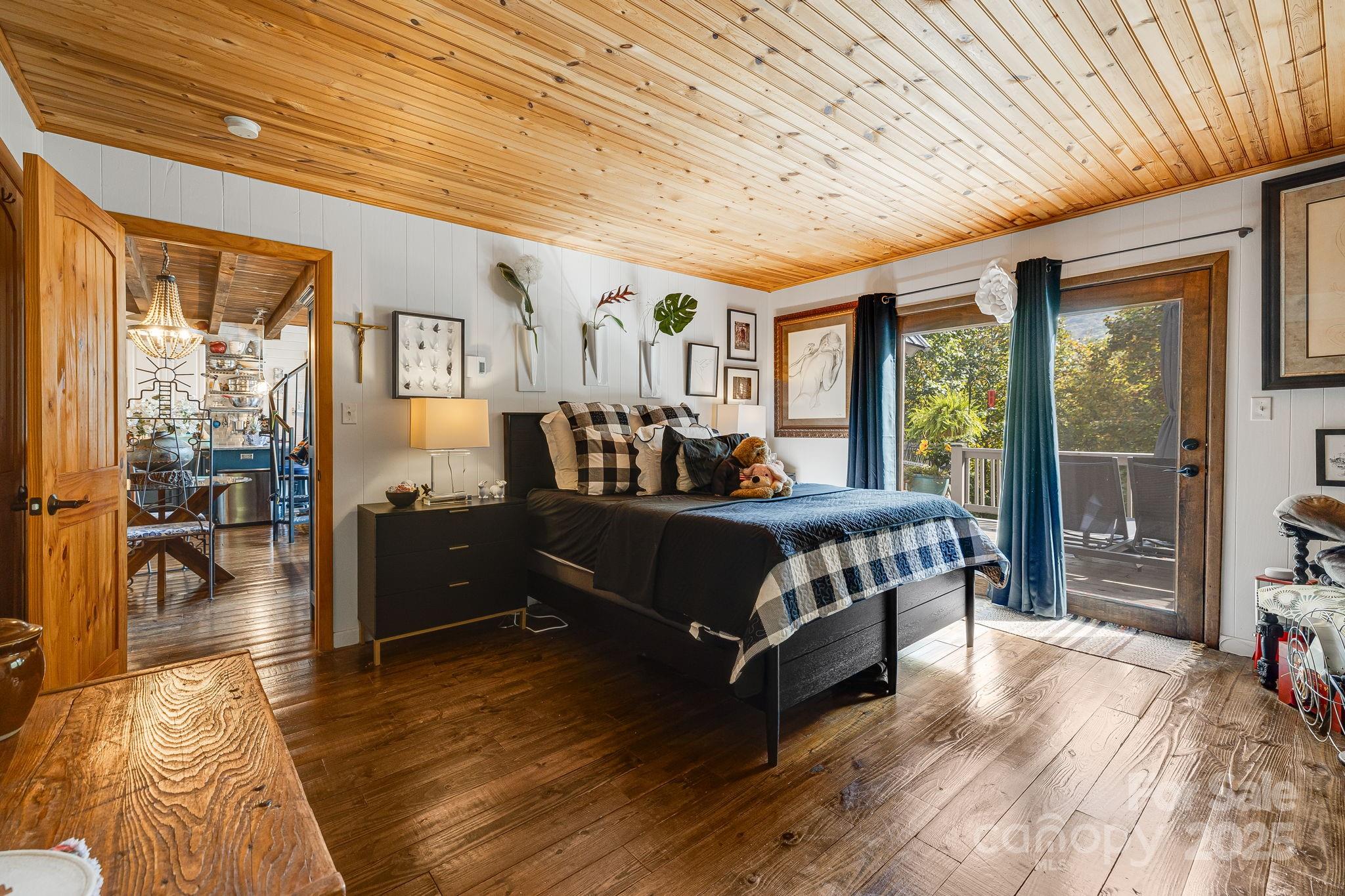 Wolf Laurel - Residential