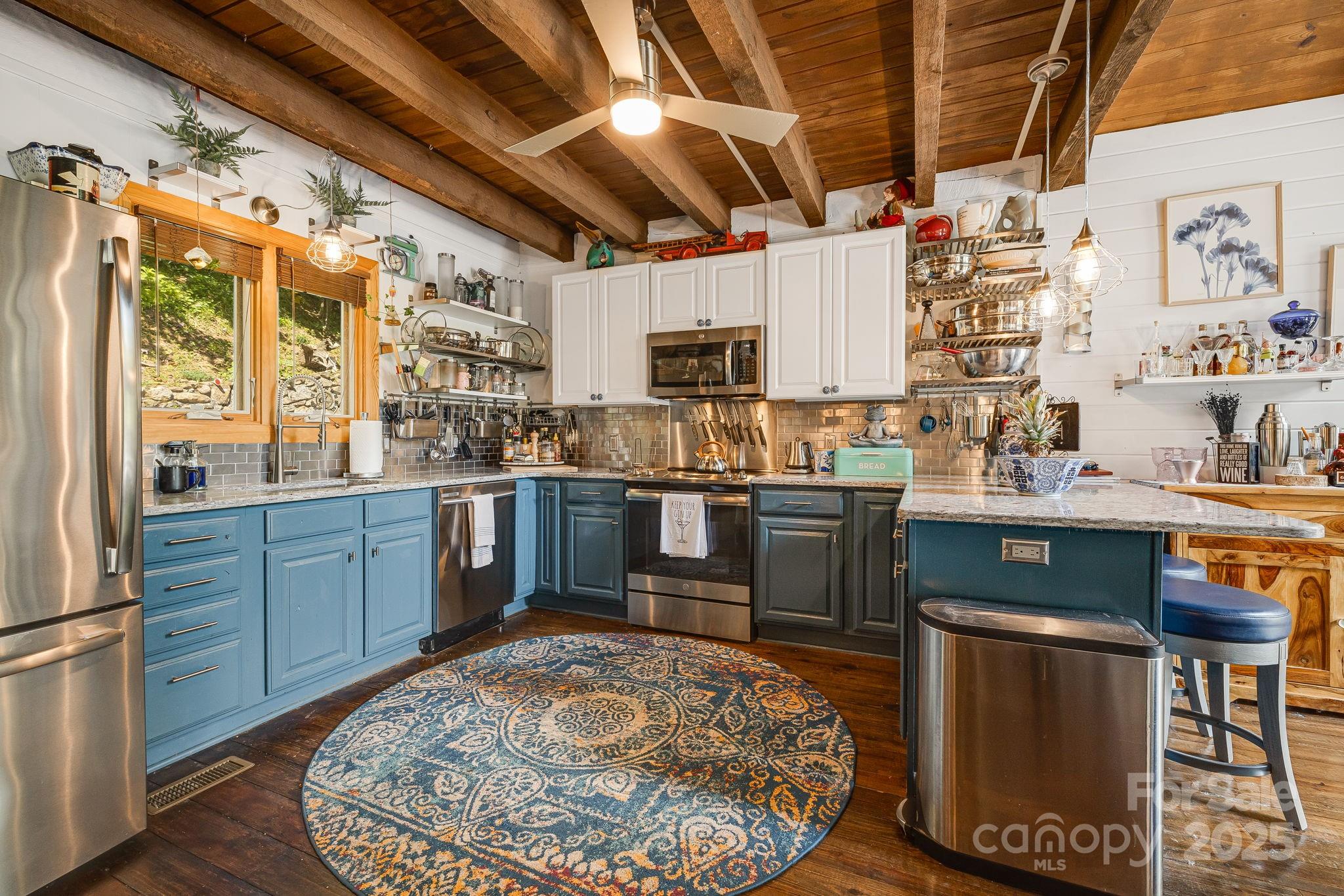 Wolf Laurel - Residential