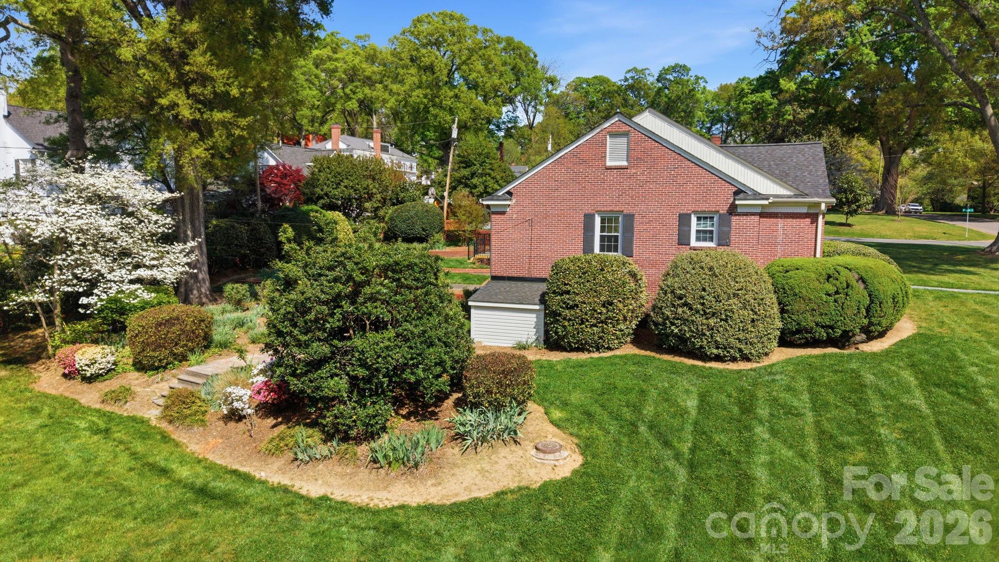 Forest Hills - Residential