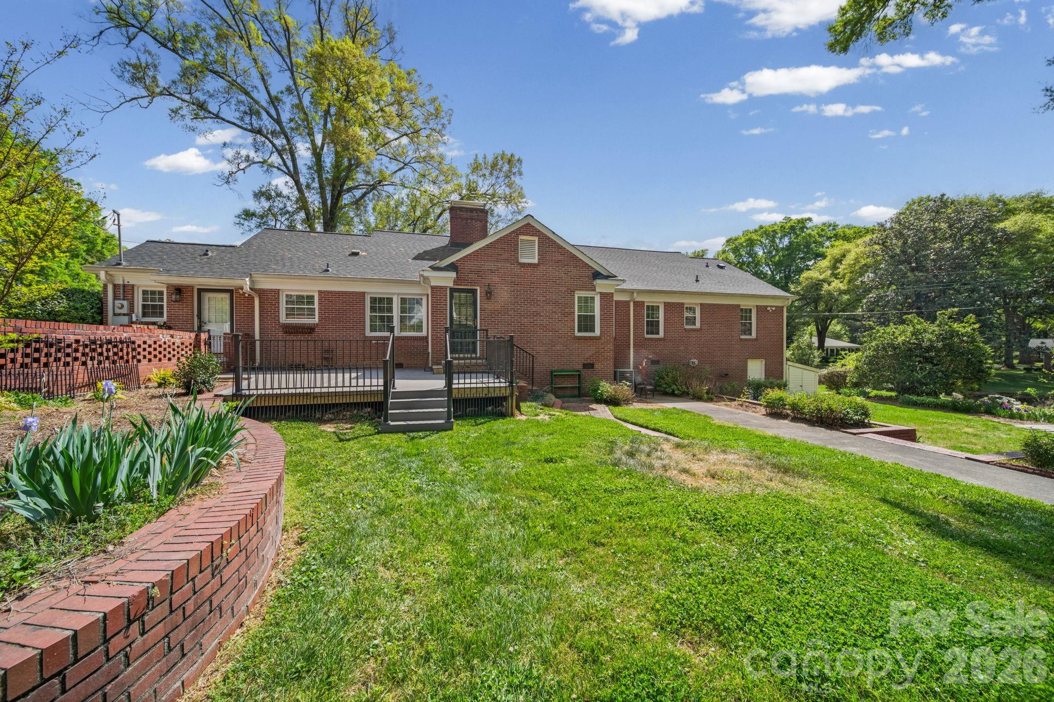 Forest Hills - Residential