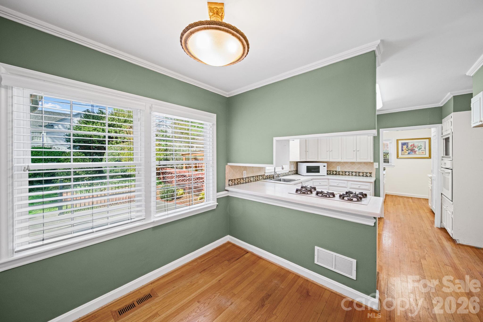 Forest Hills - Residential