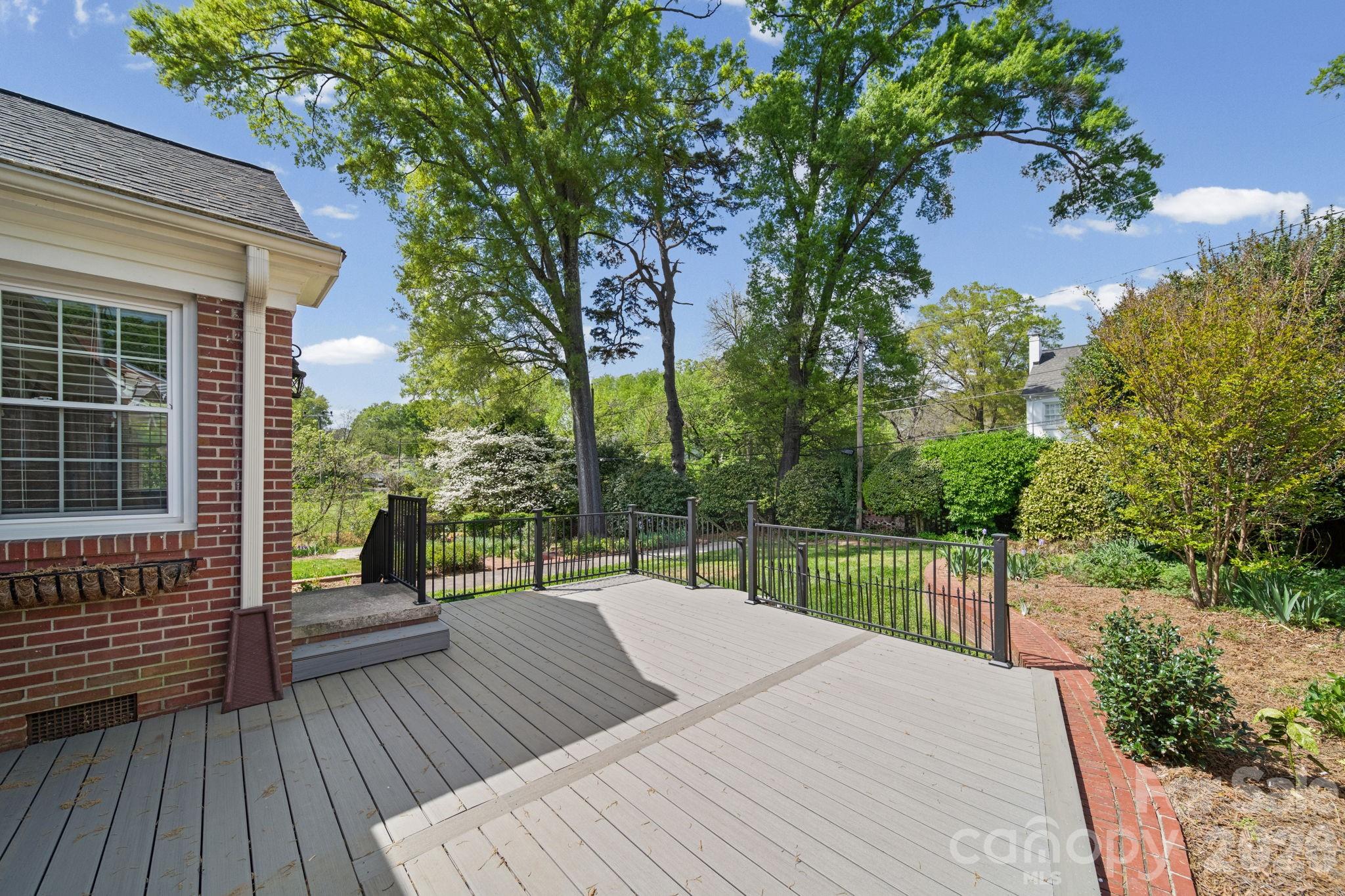 Forest Hills - Residential