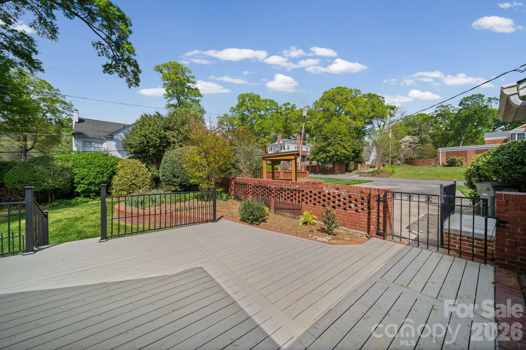 Forest Hills - Residential