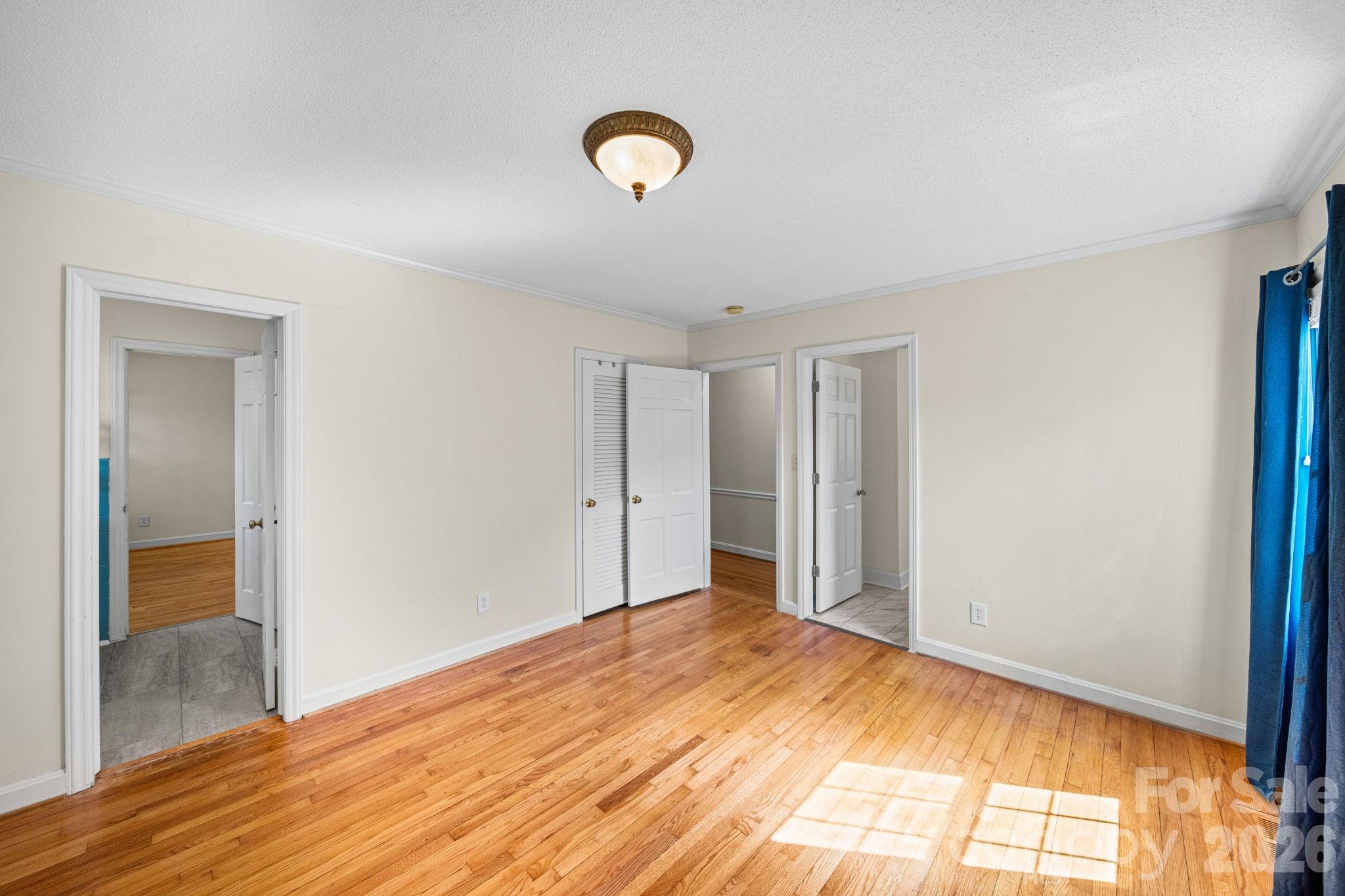 Forest Hills - Residential