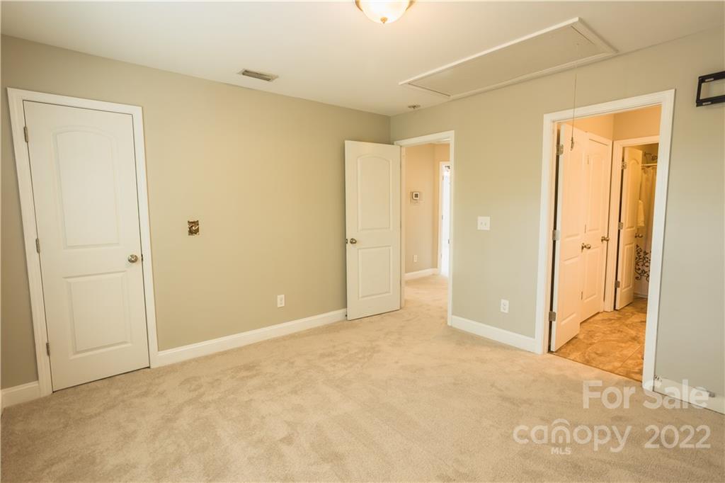 Lauren Pines - Residential