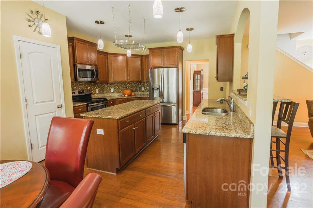 Lauren Pines - Residential