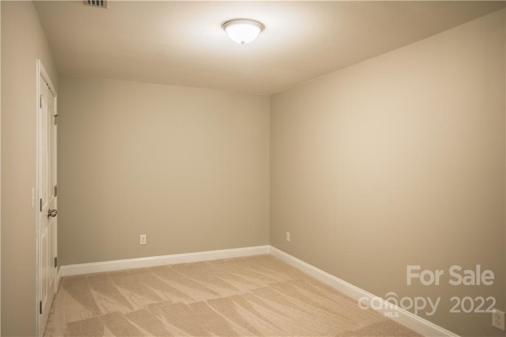 Lauren Pines - Residential