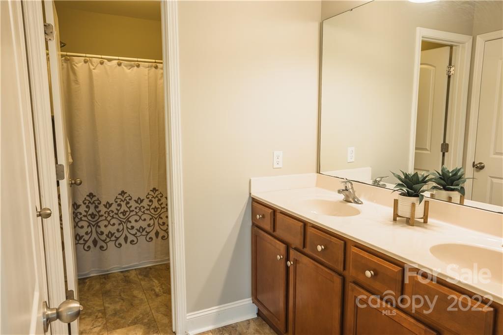 Lauren Pines - Residential