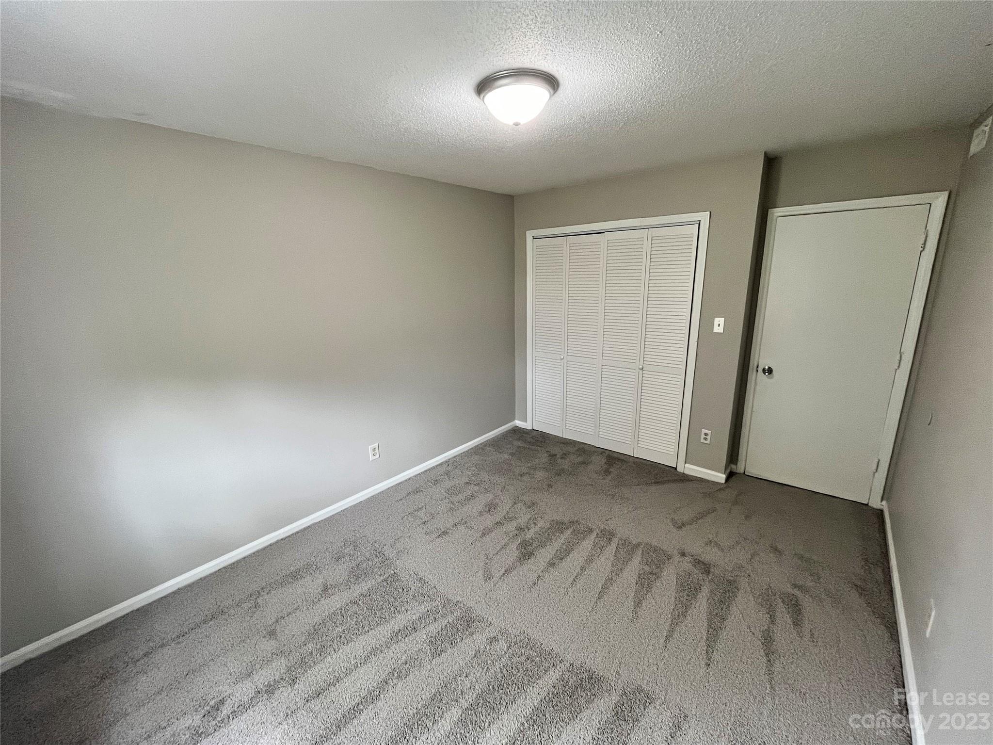 Sharon Lakes - Residential Lease