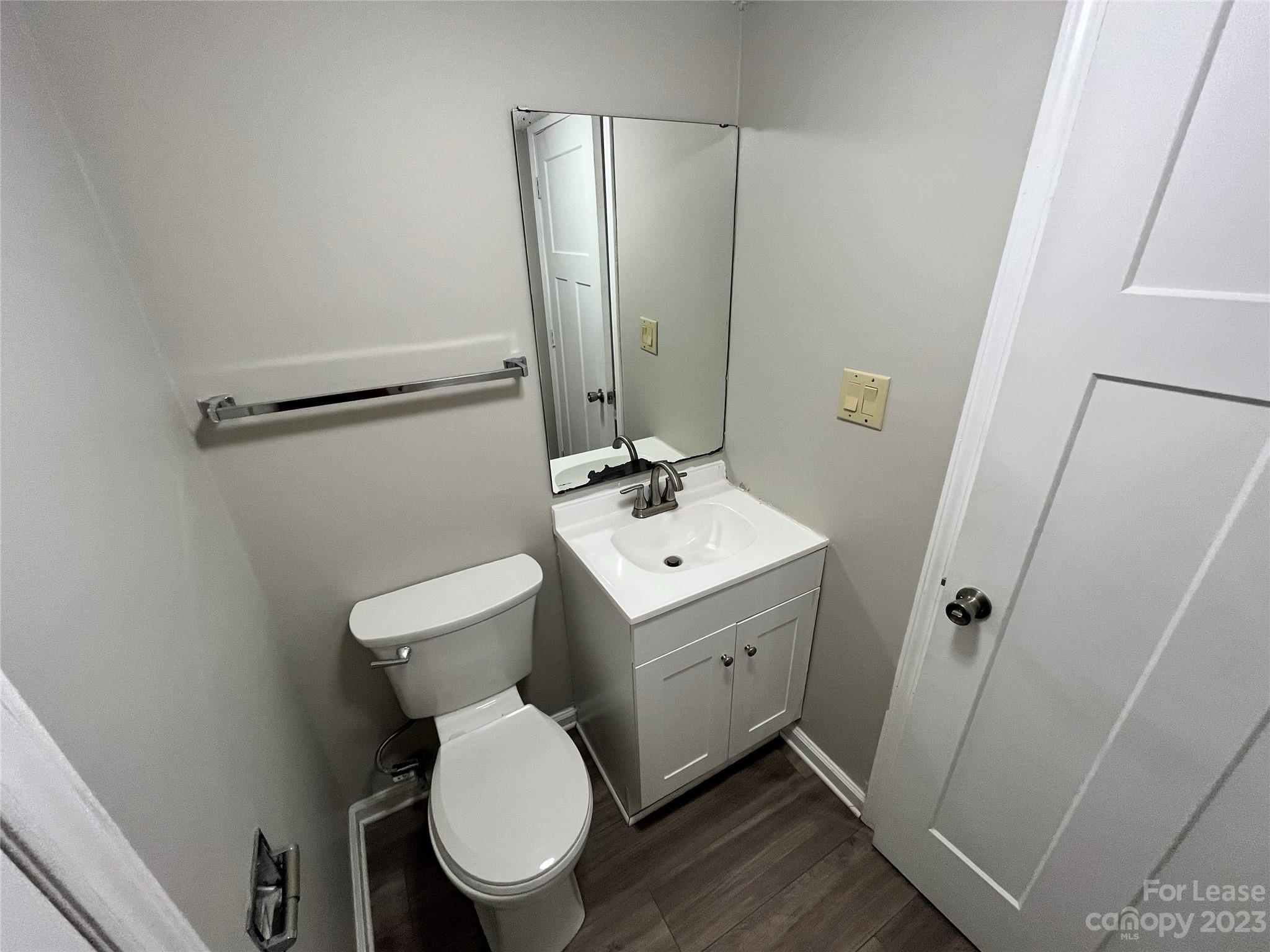 Sharon Lakes - Residential Lease