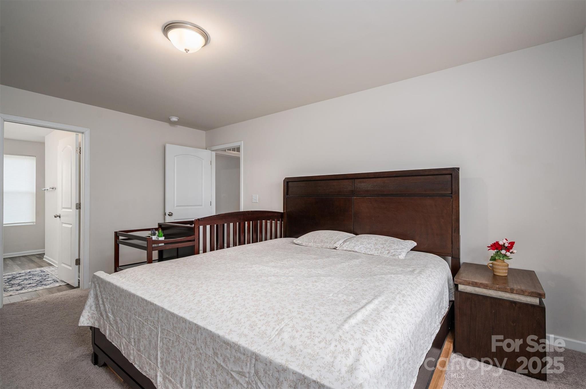 Newton, North Carolina 28658, United States, 4 Bedrooms Bedrooms, ,3 BathroomsBathrooms,Residential,Under Contract,81387