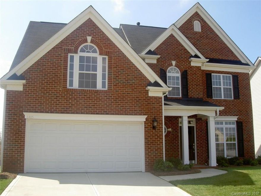 4 bedroom 2.5 bath two story home with a two car garage. Open great room with gas log fireplace and a built in TV nook. Awesome kitchen with all appliances, corian counter tops, tons of cabinet space and an island. Both Formal and Informal dining rooms with hardwood floors. Fabulous master suite with a large soaking garden tub/separate shower and dual vanity. Backyard with patio. No Pets. Convenient to Lake Wylie.