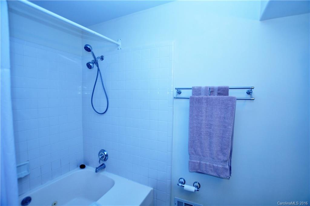 Tega Cay - Residential