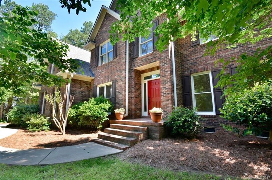 This home has it all - comfort, convenience, and privacy!  Located in the great neighborhood of River Ridge, this home is only minutes away from the community and culture of downtown Davidson.  Buyers will also reap the benefit of Cabarrus county taxes!  With an open floor plan, new carpet upstairs (other than bonus room), and an absolutely gorgeous and private yard, this home is a real find!