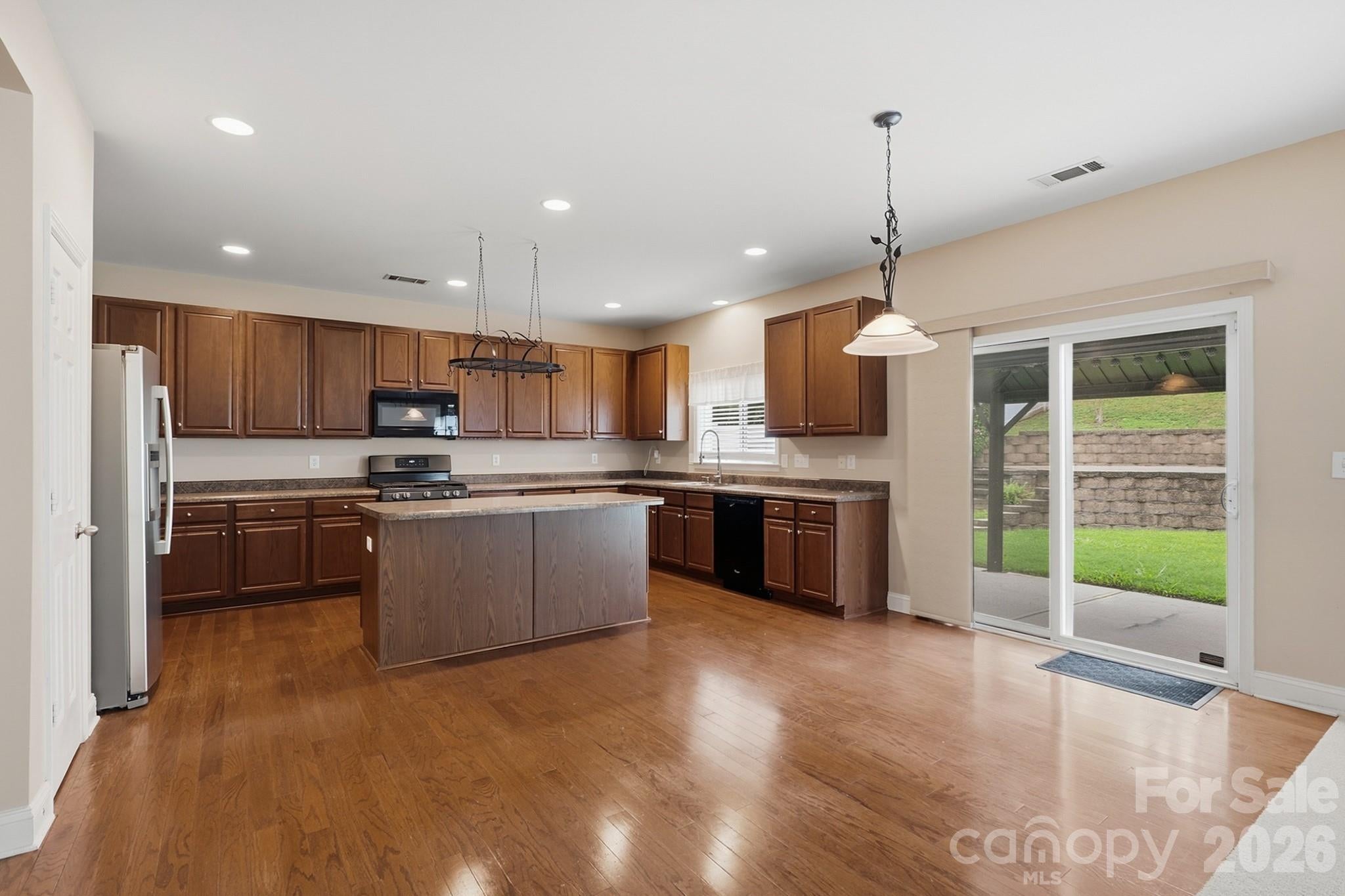 112 Colville Road