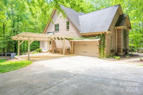 A home in Troutman