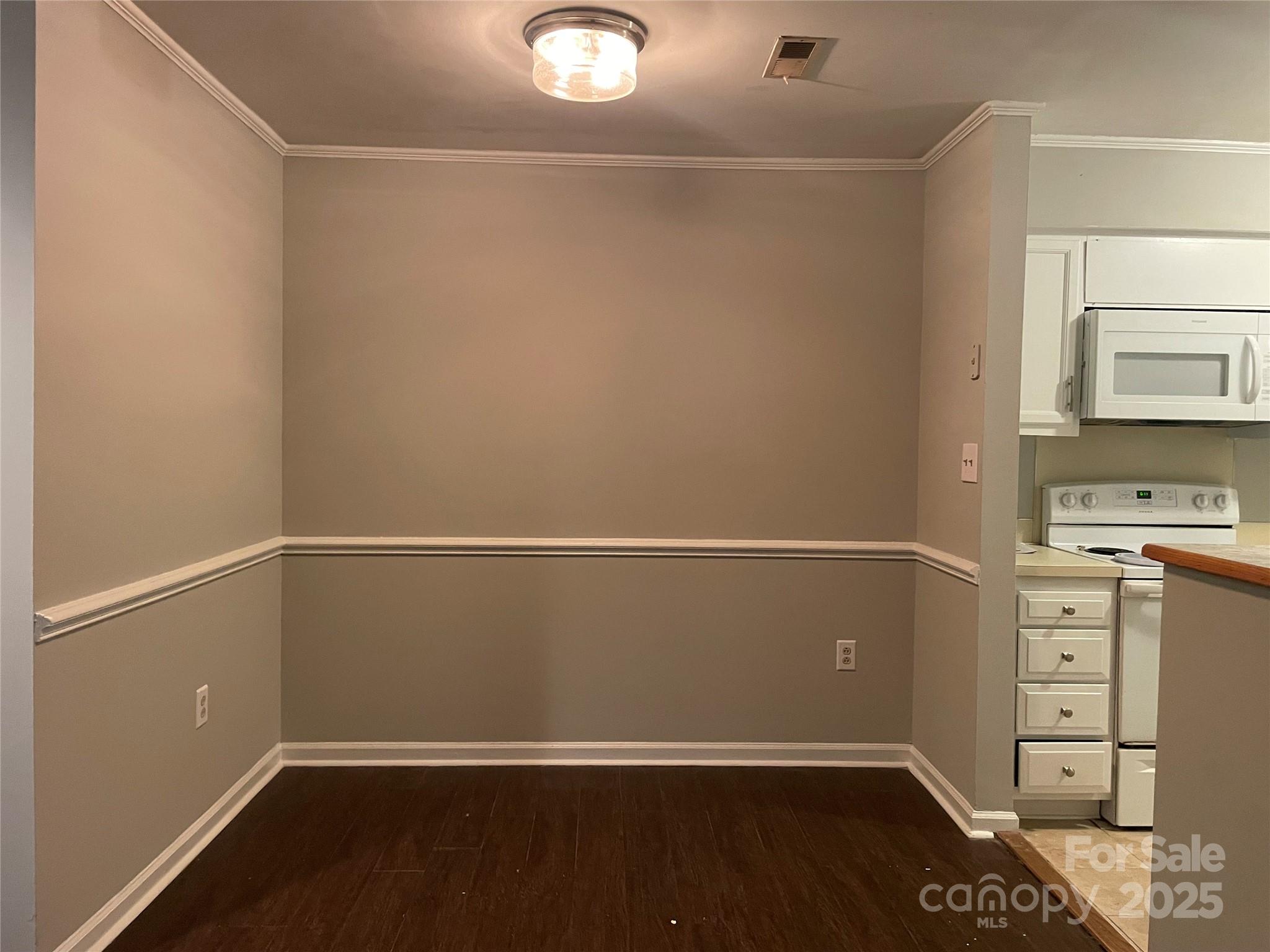 8123 Tremaine Court F