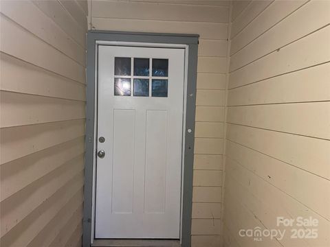 8123 Tremaine Court F Charlotte NC 28227