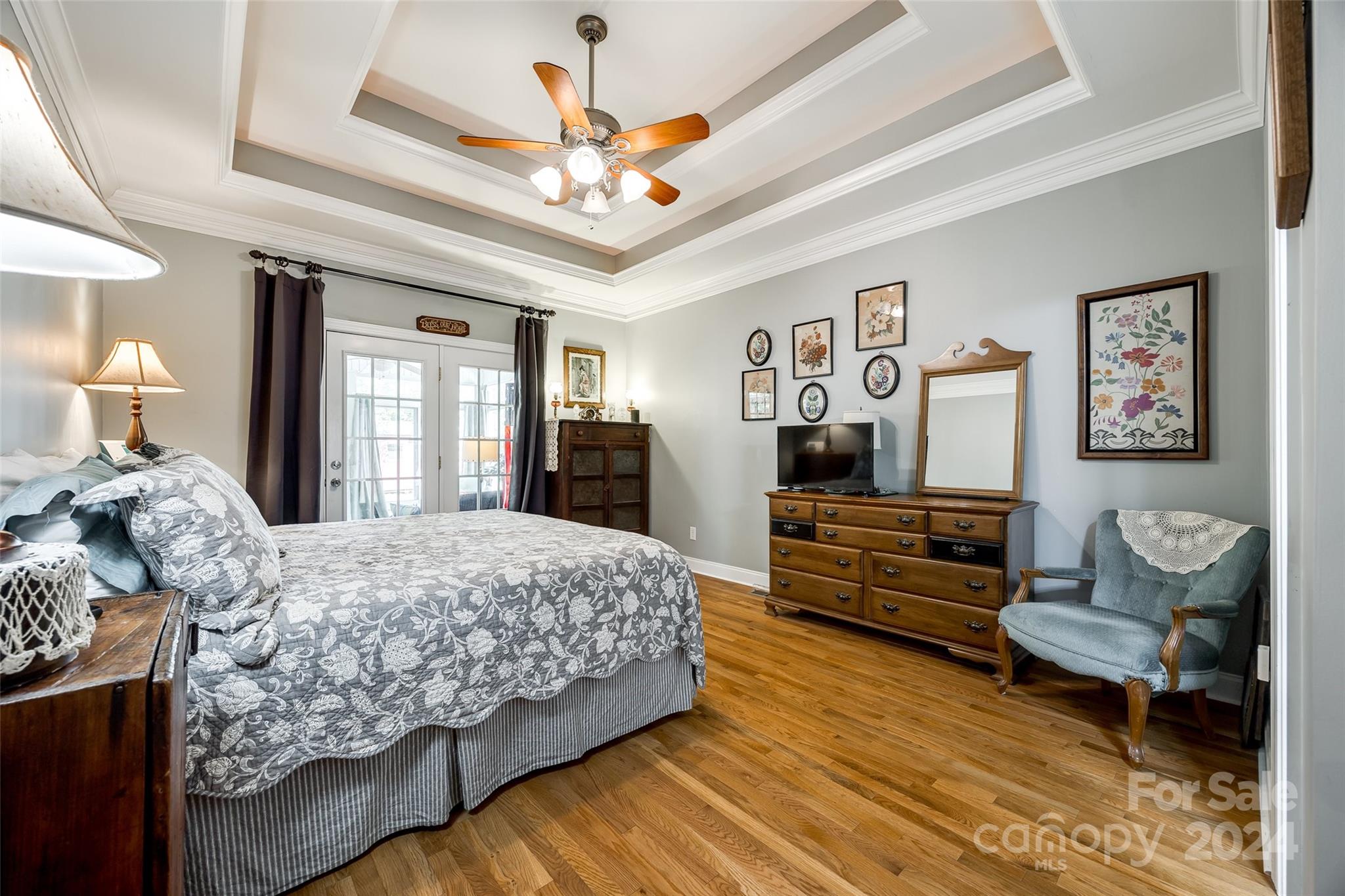 Country Club Estates - Residential